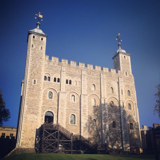3-Hour City of London Walking Tour - London Bridge station and Tower of London legends in the same breath