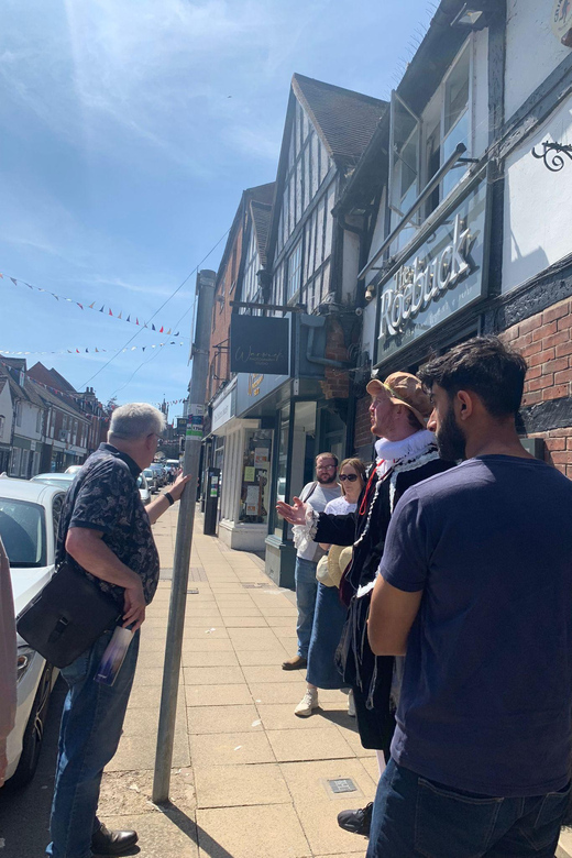 A tour of Warwick with Queen Elizabeth's secret lover - Tudor-era intrigue, how the guide keeps it understandable