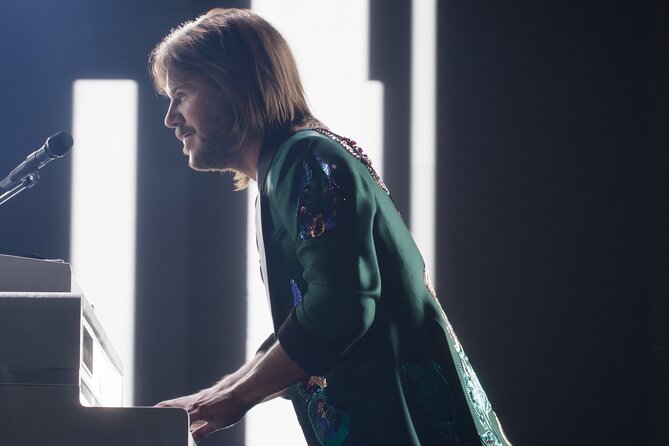 ABBA Voyage Tickets in London - Atmosphere and the Audience: How to Get the Night You Want