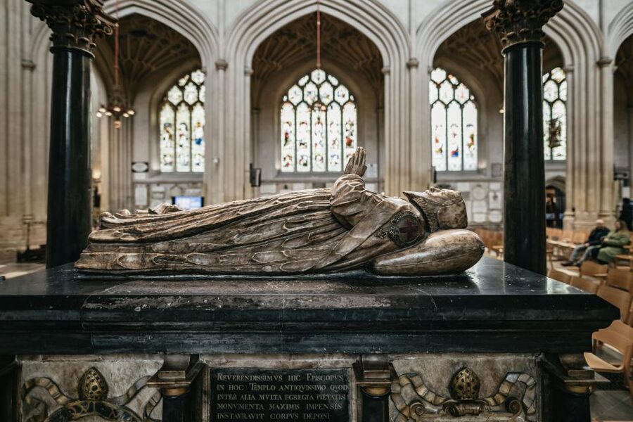Bath: Bath Abbey and Discovery Centre Entry - Medieval stones and archives: what to notice (and what to skip)