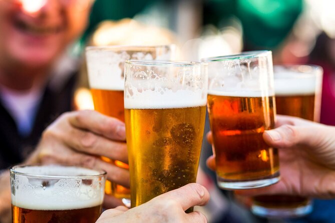 Bath: Local Pubs & Historic Sights Walking Tour (3h) - Meeting at Bath Abbey and getting your Bath story straight