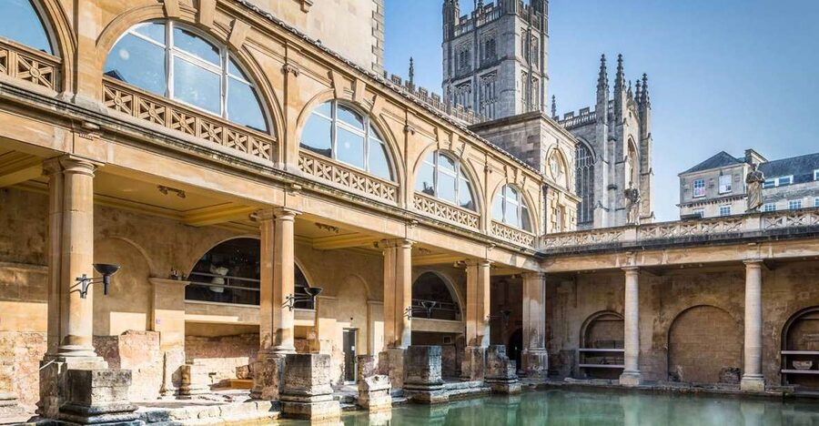 Bath: Private Walking Tour - Bath Abbey’s Edgar Window: Where Detail Turns Into Story
