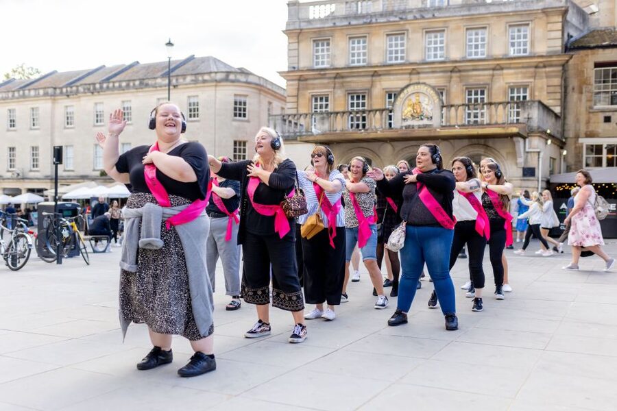 Bath: Silent Disco Guided Walking Tour - How a Silent Disco Works in Bath, and Why It’s Actually a Great Sightseeing Plan