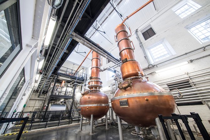 Bombay Sapphire Gin Cocktail Masterclass and Tour - Still House walking and the Self-Discovery Experience