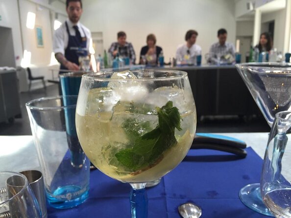 Bombay Sapphire Gin Distillery Tour and Cocktail - Arrival at the Turbine Bar: Your Make-Your-Own G&T Starter