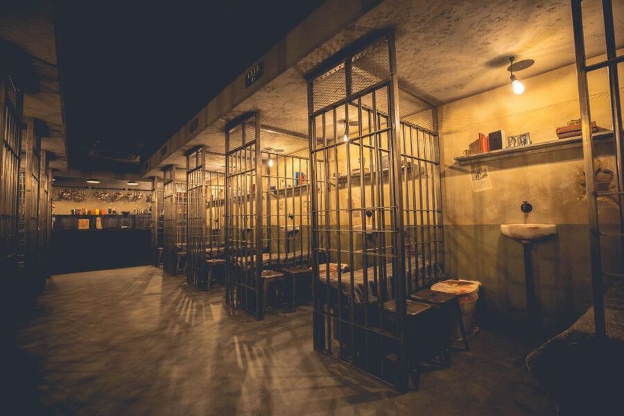 Brighton: Alcotraz Immersive Prison Cocktail Experience - Timing and the Cell Ticket: plan like you are reporting in