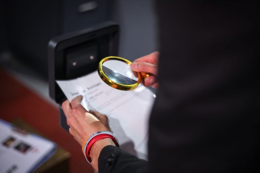Brighton: Escape the Vault and Rob a Bank Escape Room - Meeting at Presuming Ed’s: where your vault job starts