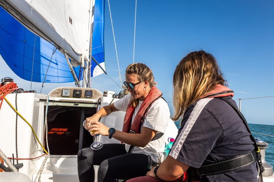 Brighton: Sailing Trip with Drinks - English Channel Option: Open Water If the Sea Allows It