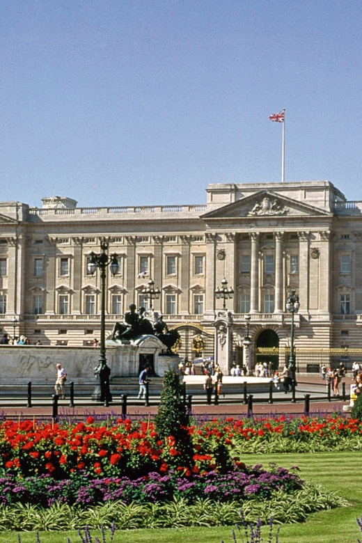 Buckingham Palace and Stonehenge Tour - The mid-day shift: from Buckingham Palace to Stonehenge at 1:00pm