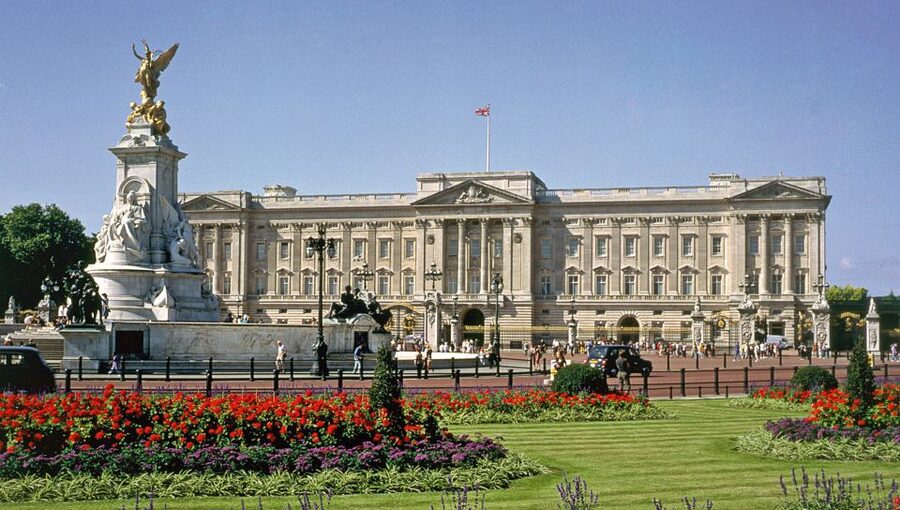 Buckingham Palace and Stonehenge Tour - Price and value: what you’re paying for at $137.39 per person