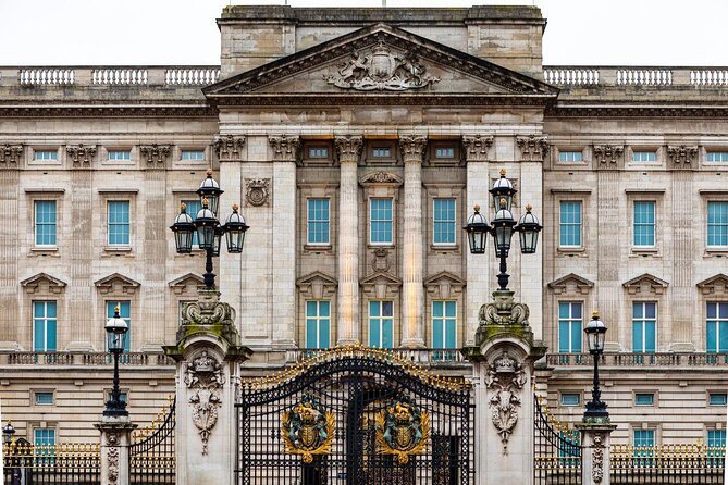 Buckingham Palace Entrance Ticket & British Royalty Guided Tour - Key things to know before you go