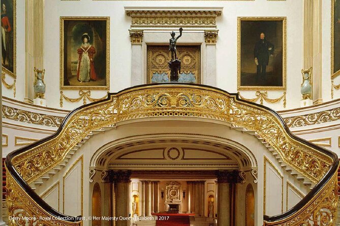 Buckingham Palace Entrance Ticket & British Royalty Guided Tour - Buckingham Palace gates and State Apartments access, what guaranteed entry really buys you