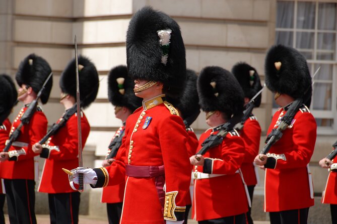 Buckingham Palace Exterior and Royal History Private Tour - Buckingham Palace exterior, with the royal story in the right order