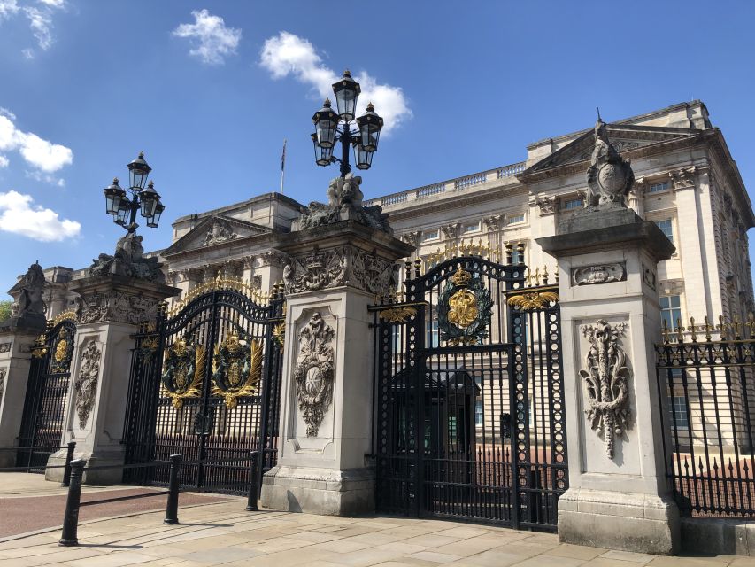 Buckingham Palace Visit and Changing of the Guard Tour - Key highlights you will feel fast
