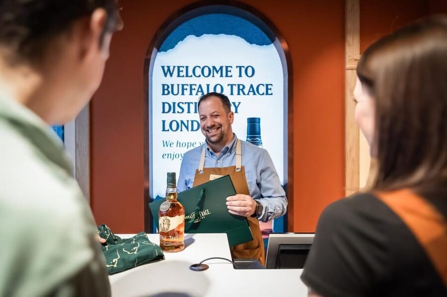 Buffalo Trace Distillery: Elevated Whiskey Experience - How the 1-Hour Tradition & Change Tasting Works