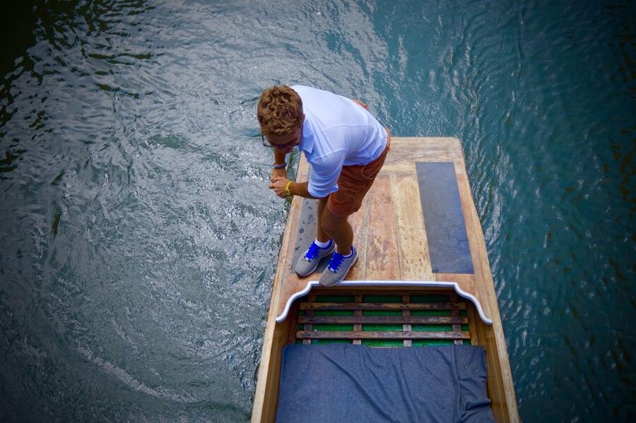 Cambridge: Chauffeured Punting Tour - Why a chauffeured Cambridge punting tour feels smarter than trying to DIY