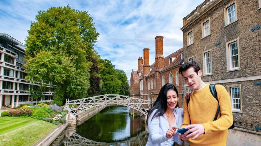 Cambridge: City Walking Tour & Exploration Game - The outdoor escape-room style, how the puzzles work in real life