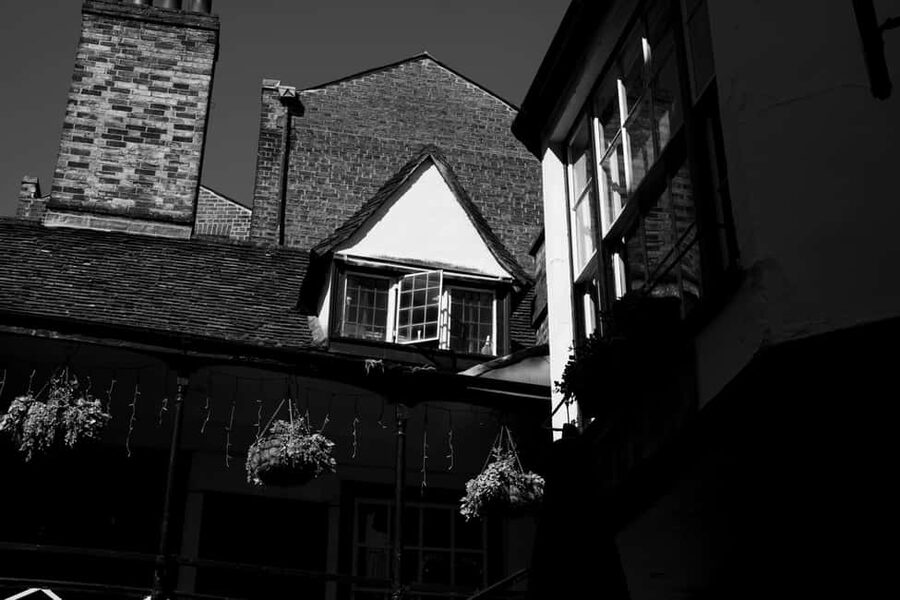 Cambridge: Ghost Tour Led by University Alumni Guide - Key Things to Know Before You Go
