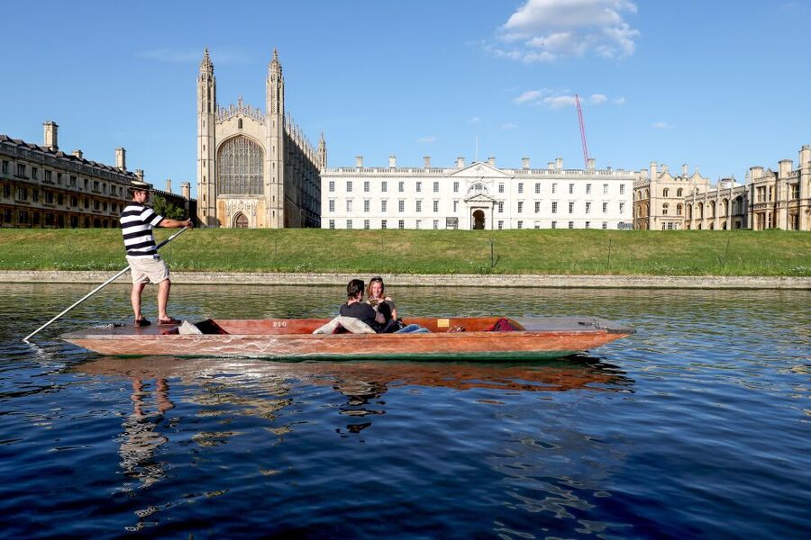 Cambridge: Guided River Cam Punting Tour - Price and value: what $39 per group actually buys you