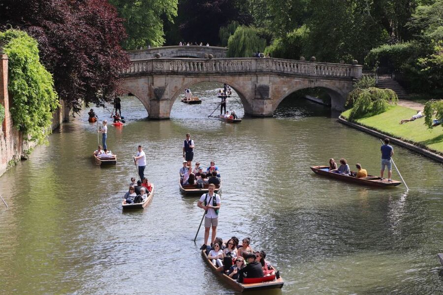 Cambridge: Private Chauffeured Punting Tour - What a 50 minute chauffeured punt experience actually feels like
