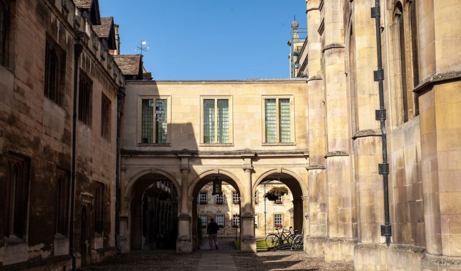 Cambridge: University Alumni Tour with Kings College Option - Queens’ College Mathematical Bridge: the fun sight with an actual backstory