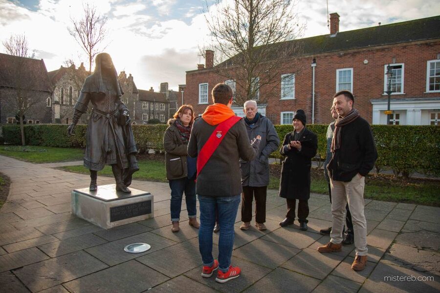 Canterbury: Private Guided Walking Tour with Official Guide - Should you book this Canterbury guided walk?