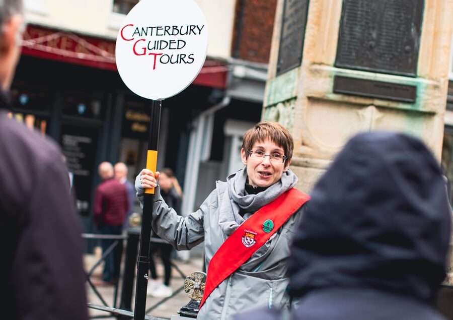 Canterbury: Walking Tour with Green Badge Guide - Marlowe Theatre and the moving statue, because Canterbury keeps changing