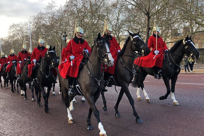 Changing of the Guard Guided Walking Tour in London - When the British Army schedule changes, you will feel it