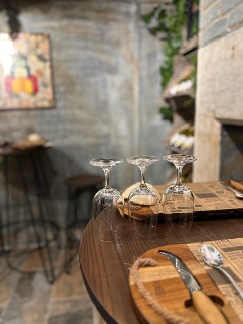 City of Bath: British Wine and Cheese Tasting Experience - House rules you should know before you book
