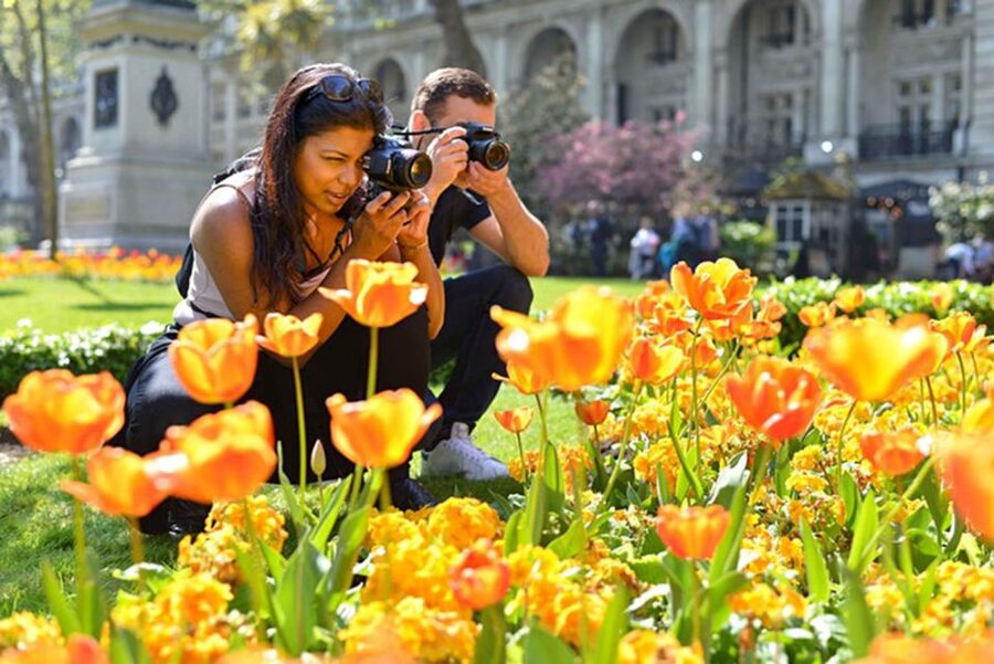 Colourful Notting Hill Photography Tour - Your First Shots: Camera Settings That Work in Real Street Light