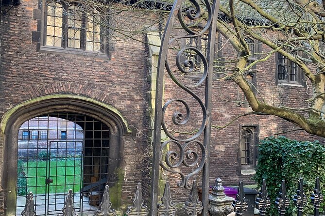 Creepy Cambridge - Cambridge's Most Entertaining Ghost Walk - Practical tips for a smoother night