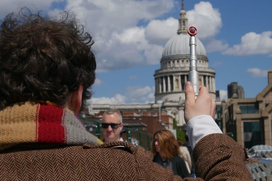Doctor Who London Walking Tour - Why This Doctor Who London Walk Starts at London Bridge Station