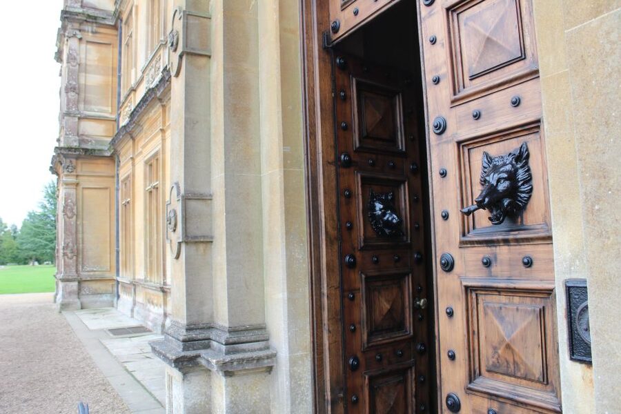 Downton Abbey and Village Small Group Tour from London - Who this tour suits best