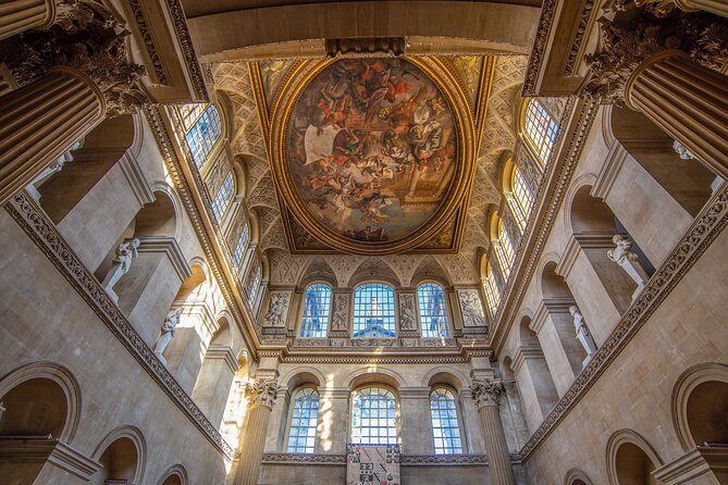 Downton Abbey Village, Blenheim Palace and Cotswolds Day Trip from London - Audio headsets and guide style: how you get the most out of the day