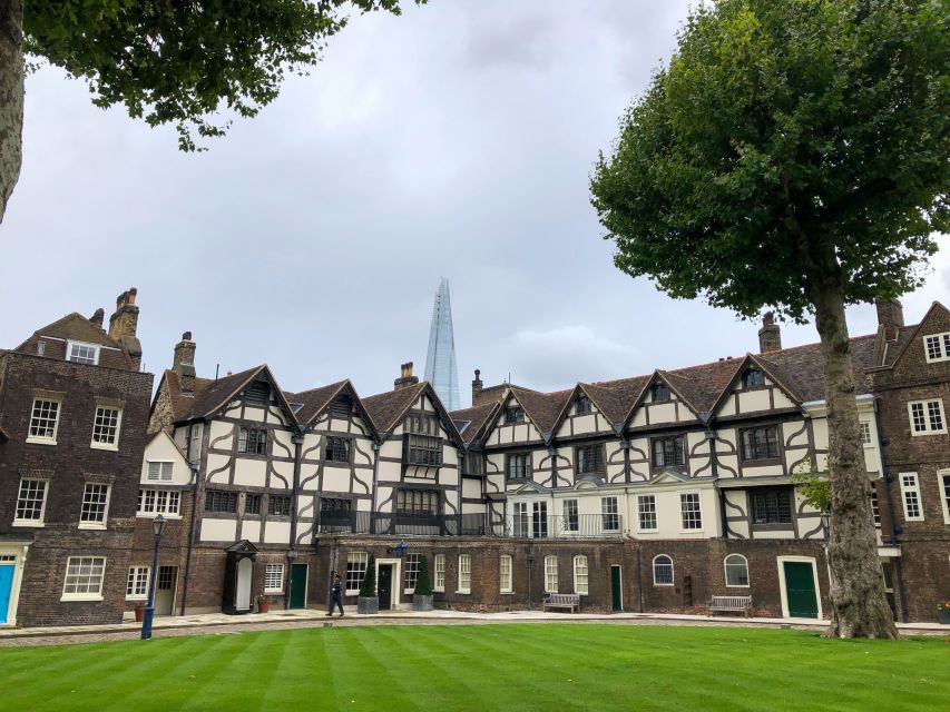 Early Access:Tower of London Opening Ceremony & Royal London - Timing Tips: How to Make the Morning Feel Effortless
