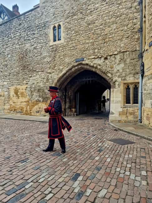Easy Access Tower of London Royal Secrets & Scandals Tour - First steps at the Tower: what makes this tour feel different