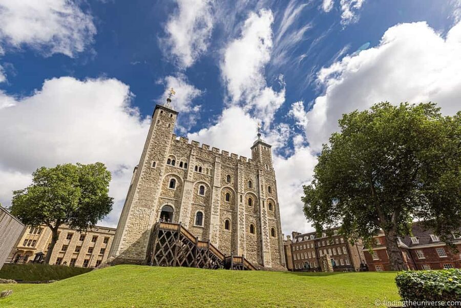 Easy Access Tower of London Royal Secrets & Scandals Tour - Infamous prison and Lower Wakefield Tower: the punishment side of royal power