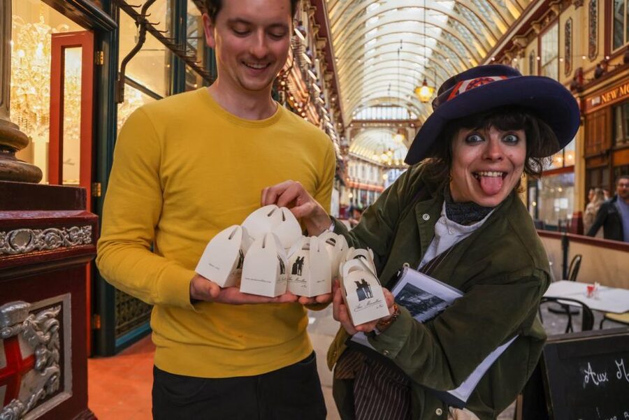 Eating London: Heart Of 'The City' Food Tour - Pies to buns: classic British comfort with a trade-story twist