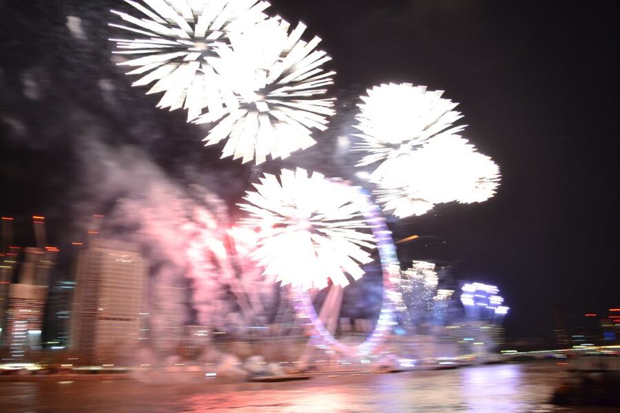 Festive London New Year’s Eve 3-Course Dinner Cruise - Cruise route to Greenwich and The O2, with London’s winter skyline in motion