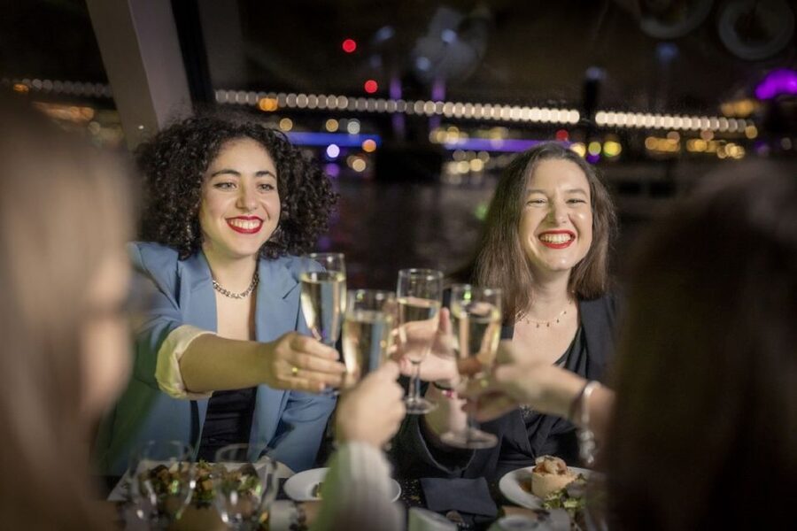 Festive London New Year’s Eve 3-Course Dinner Cruise - The 3-course festive dinner: where the evening becomes social