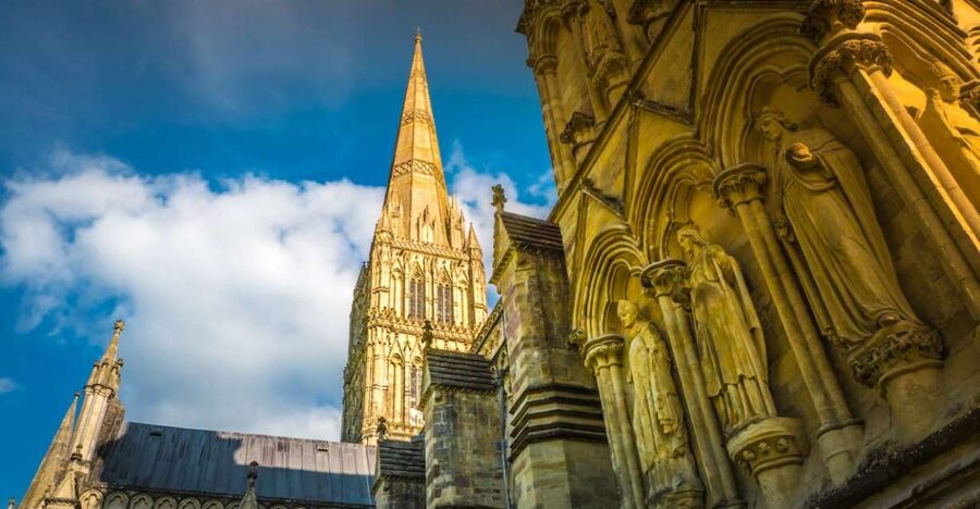 From Bath: Private Stonehenge and Salisbury Tour with Pickup - Bath to Stonehenge in a Mercedes V-Class: The Comfort Factor
