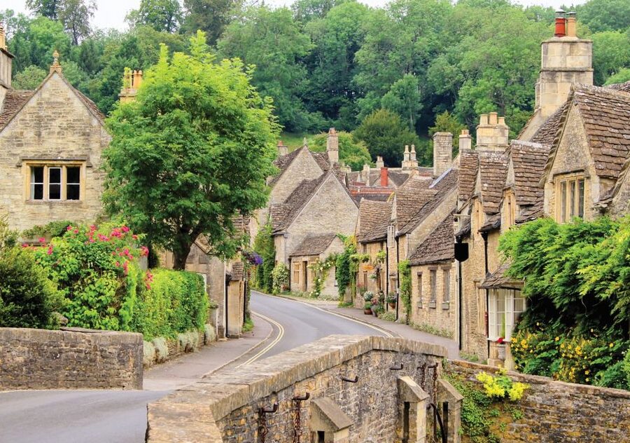 From Bath: Stonehenge & the Cotswolds Day Tour with Entry - Stonehenge: the iconic stones, plus practical ways to enjoy your time