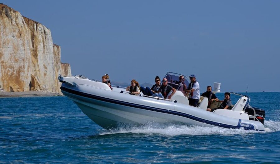 From Brighton: Private Boat Charter - Choosing Between Seven Sisters Cliffs and Brighton Old Pier