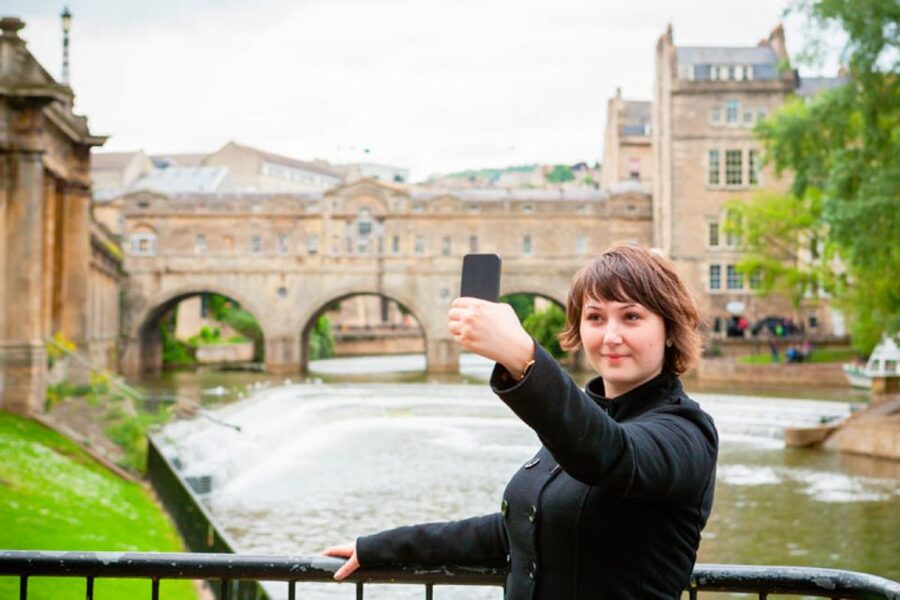 From Brighton: Stonehenge and Bath Full-Day Trip - From Brighton to Stonehenge, the coach part matters