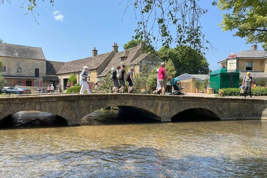 From London: Bath and the Cotswolds Full-day Tour - The Bath walking tour: what it adds, and where time can feel short