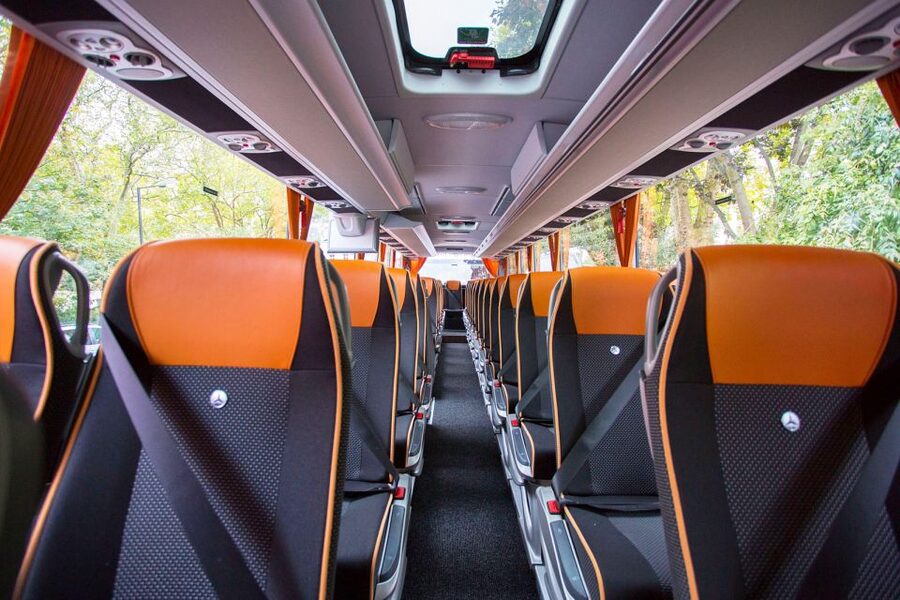 From London: Day Trip to Downton Abbey, Oxford and Bampton - Coach day comfort, timing, and keeping your energy up