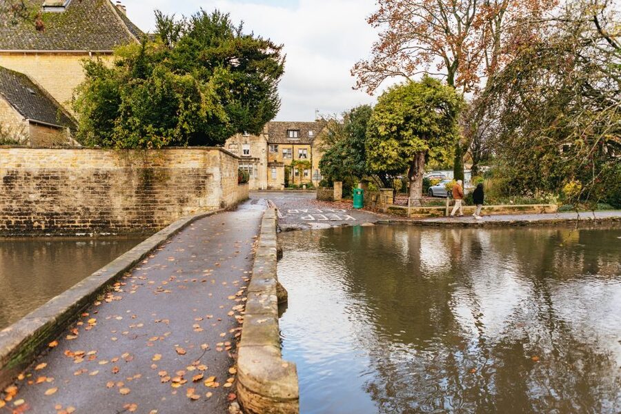 From London: Full-day Cotswolds Tour with Optional Lunch - Burford High Street, Tea Houses, and the River Windrush