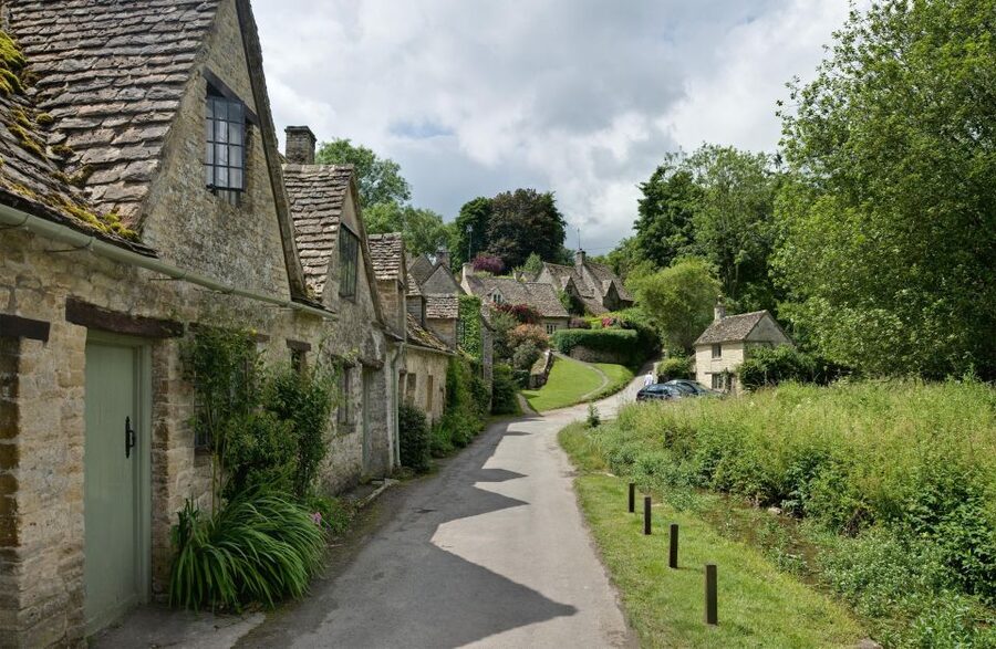 From London: Full-day Cotswolds Tour with Optional Lunch - Lunch at The Swan Hotel: Worth It, With One Big Caveat