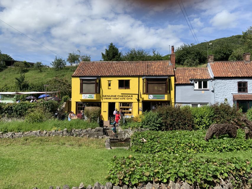 From London: Glastonbury and Cheddar Gorge Guided Day Trip - Free time in Glastonbury: make it count without rushing