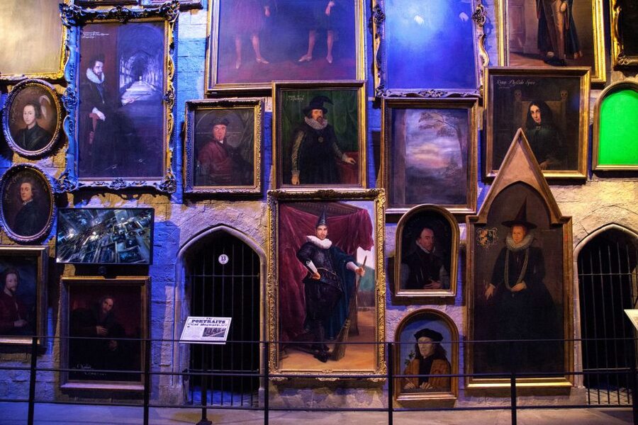 From London: Harry Potter Family Package with Transfers - Food and shopping: what to plan since nothing is included